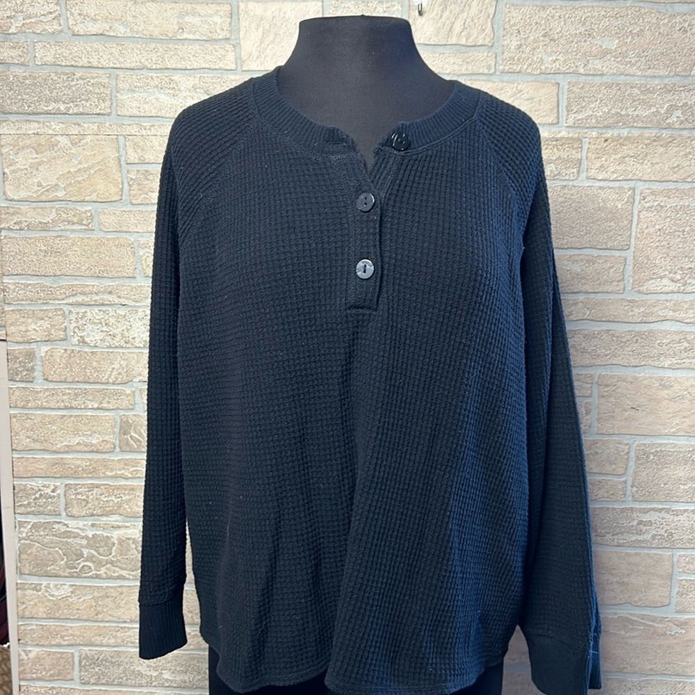Old Navy Black Waffle Print Henley Shirt Size 2X
